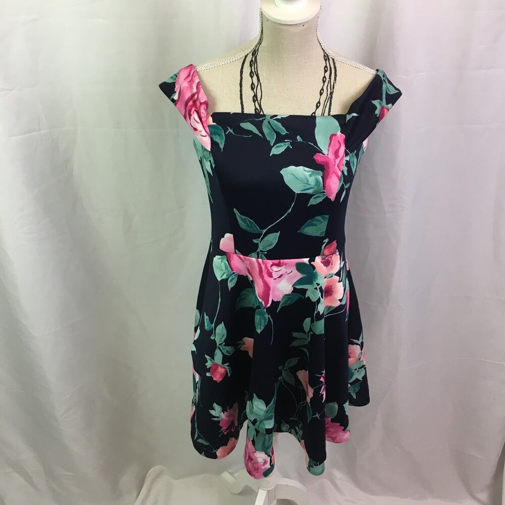 Speechless Floral Special Occasion Dress Jrs Small